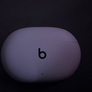 Beats Studio Buds